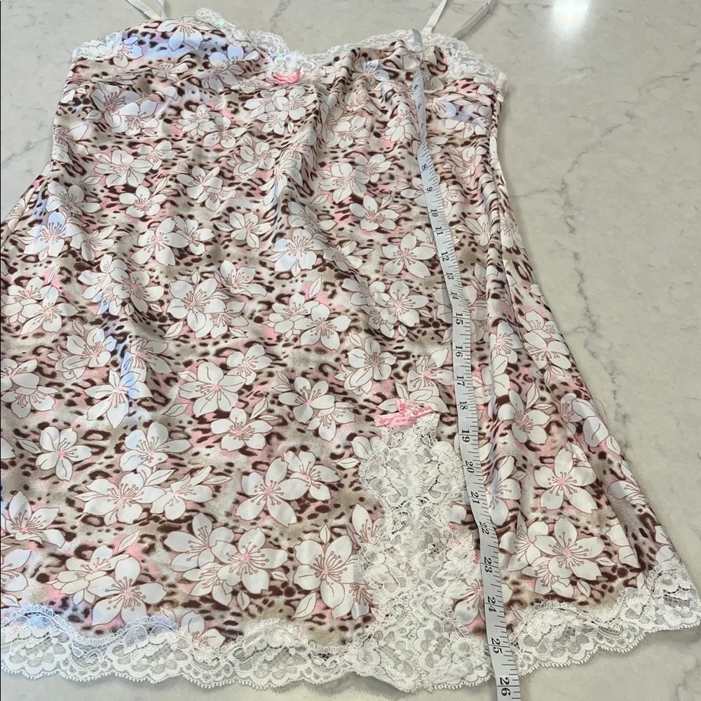 Victoria's Secret Pink Floral Lace Chemise‎ Size Small - Picture 8 of 9